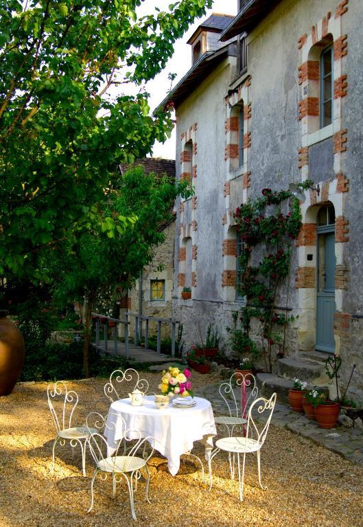 Le Moulin Bregeon Bed & Breakfast Linières-Bouton Екстериор снимка
